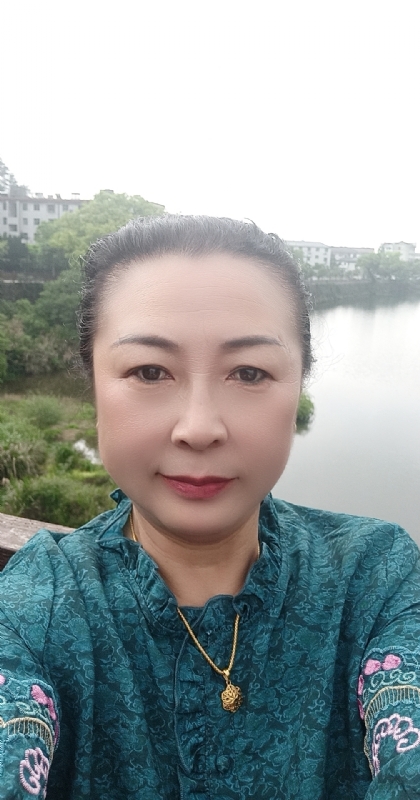 雨中情的第一张照片--浙江红颜知己交友网